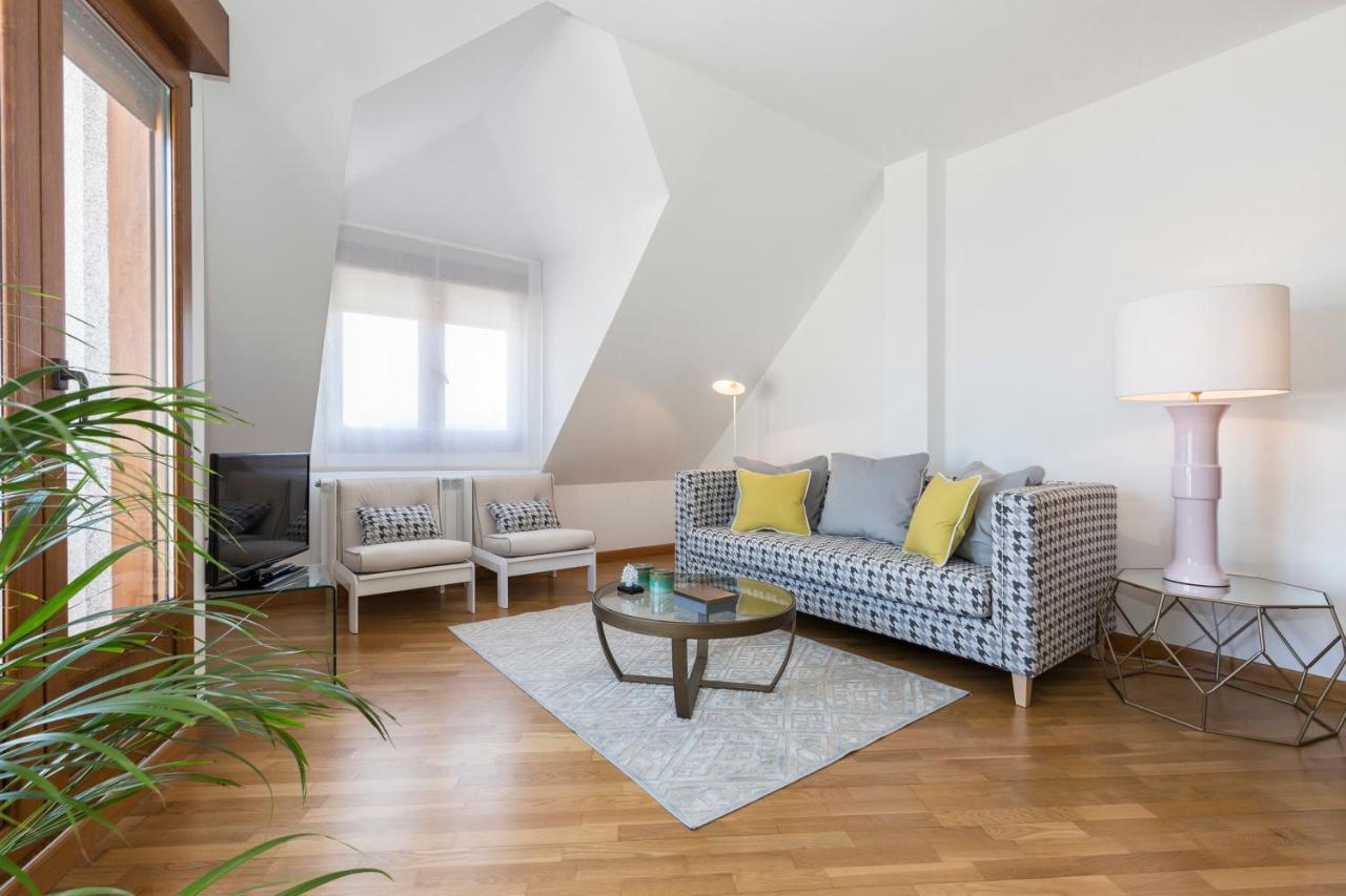 Apartamento Boutique Con Terraza Y Vistas Al Mar. Porto Vilanova Віланова-де-Ароуса Екстер'єр фото