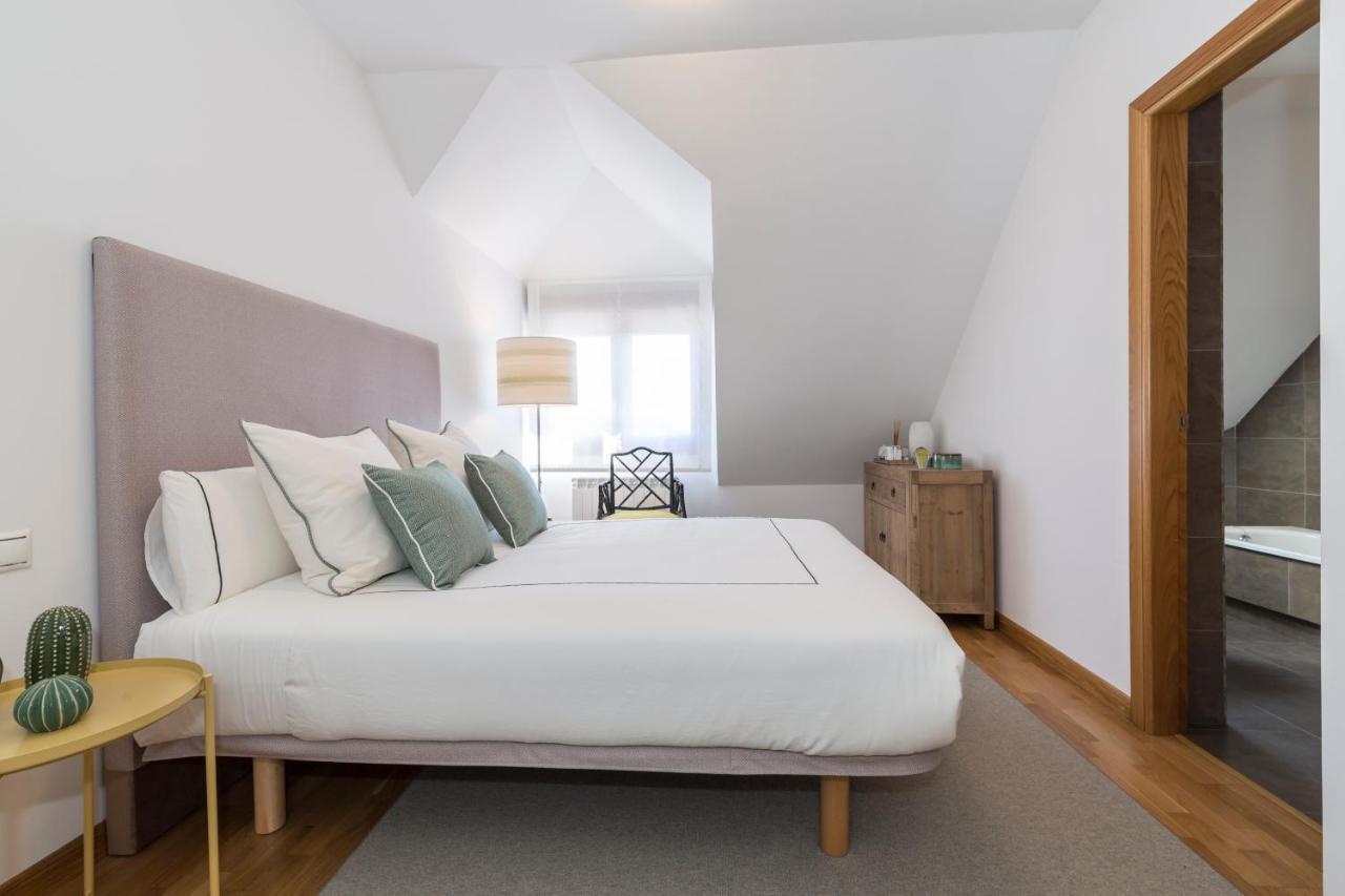 Apartamento Boutique Con Terraza Y Vistas Al Mar. Porto Vilanova Віланова-де-Ароуса Екстер'єр фото