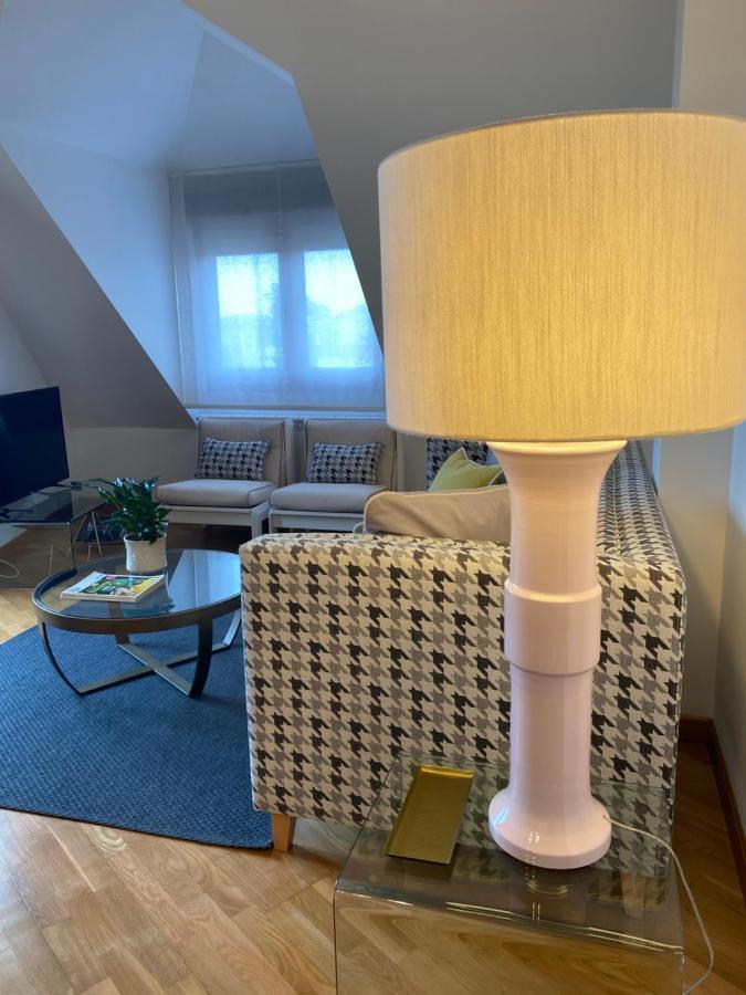 Apartamento Boutique Con Terraza Y Vistas Al Mar. Porto Vilanova Віланова-де-Ароуса Екстер'єр фото