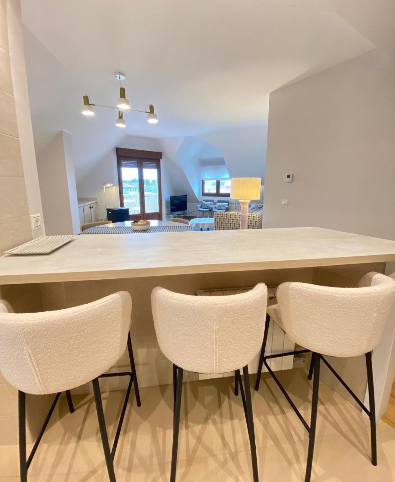 Apartamento Boutique Con Terraza Y Vistas Al Mar. Porto Vilanova Віланова-де-Ароуса Екстер'єр фото