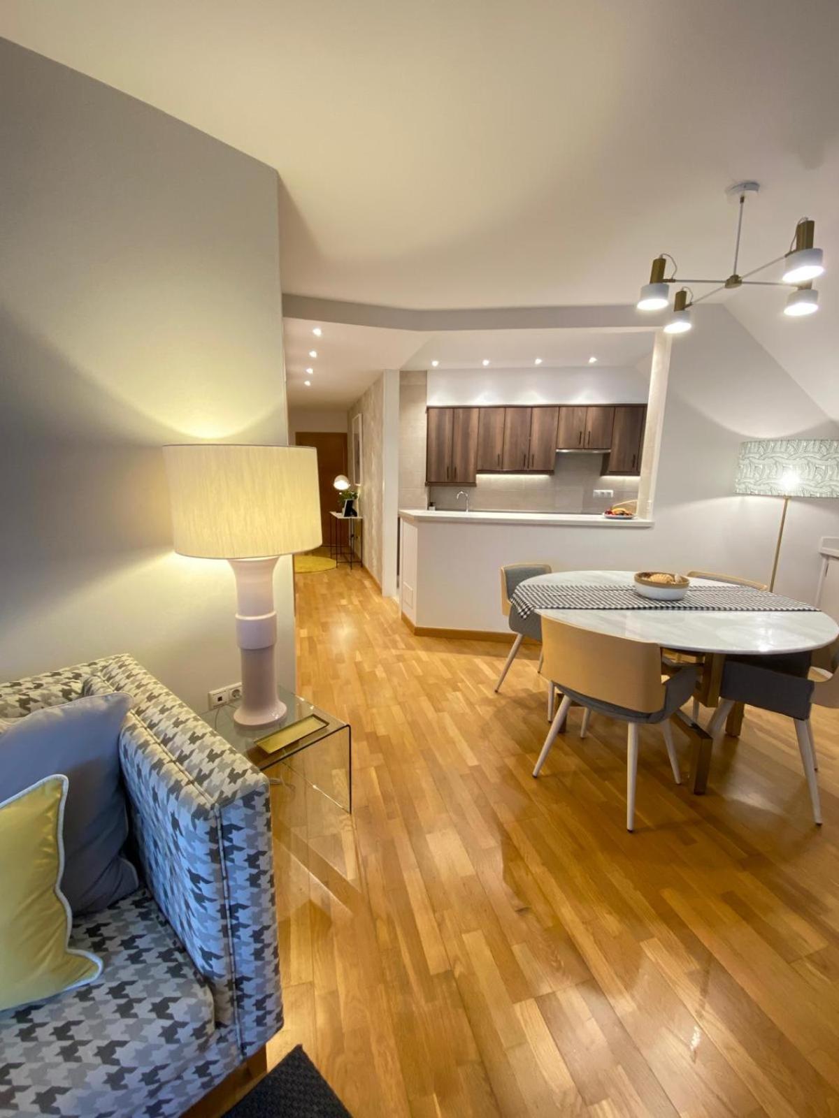 Apartamento Boutique Con Terraza Y Vistas Al Mar. Porto Vilanova Віланова-де-Ароуса Екстер'єр фото